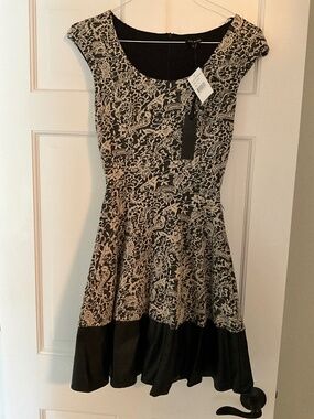 NWT!! Max & mia black and nude mini dress size S